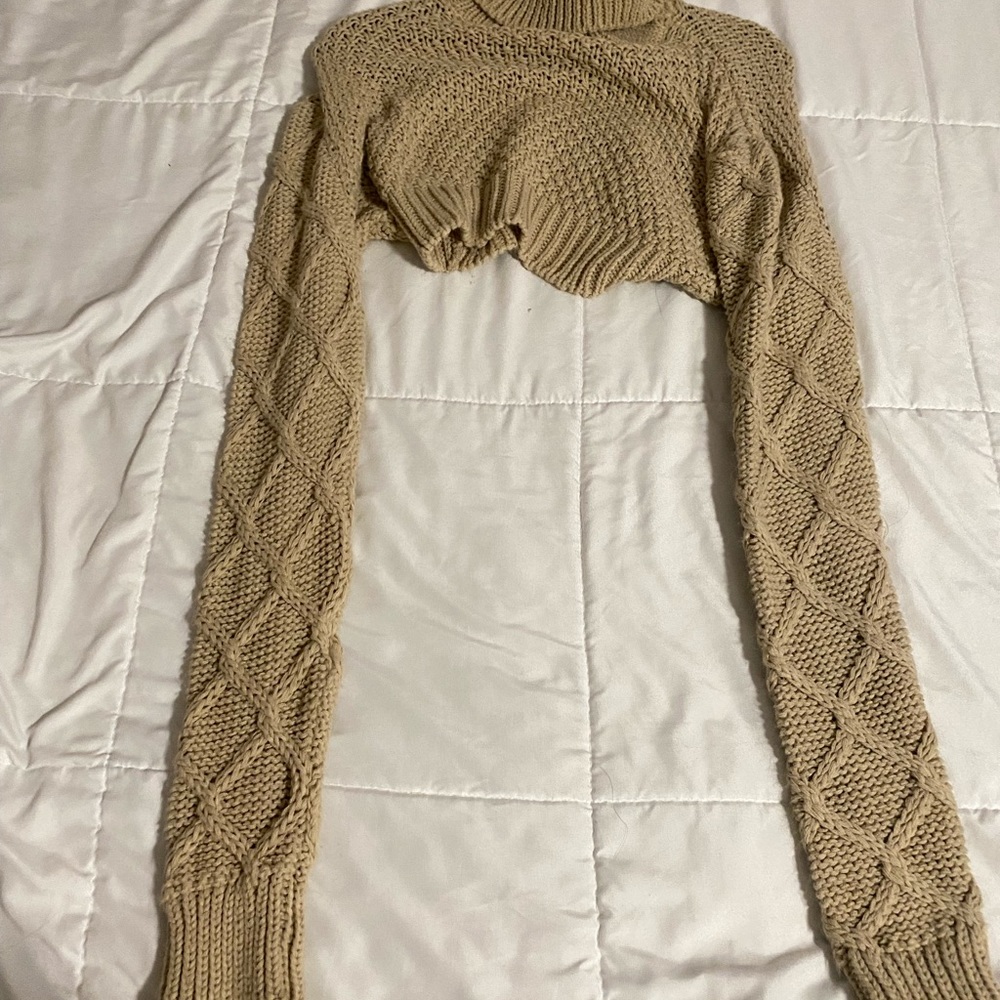 Taupe Cropped knitted sweater